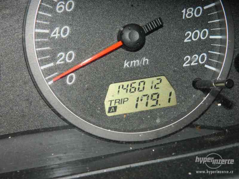 Mazda 2, 1.6 benzín, 74kW, 2003 - foto 10