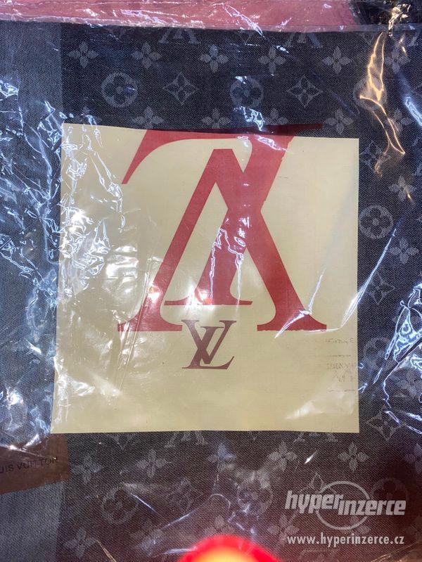 Šátek LV LOUIS VUITTON velký čtverec 160cmx160cm - foto 6