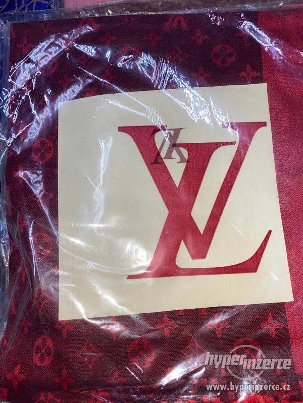Šátek LV LOUIS VUITTON velký čtverec 160cmx160cm - foto 7
