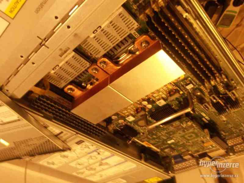 prodám 1U server Sun X4100 2x Opteron 8G ECC RAM 2xSAS - foto 4