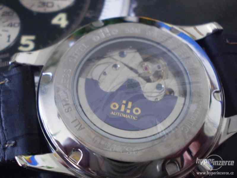Švýcarské hodinky OilO SWISS AUTOMATIK - foto 4