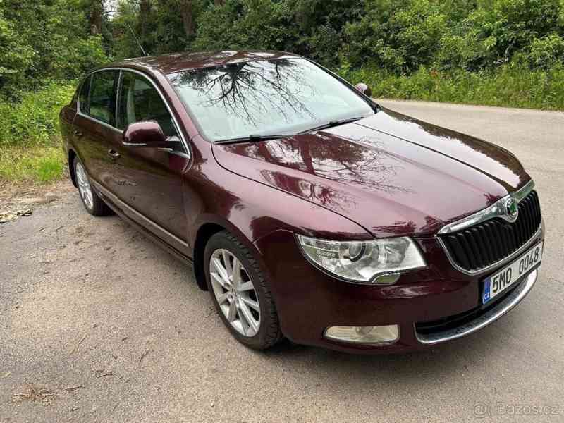 Škoda Superb 2,0   2 - foto 2