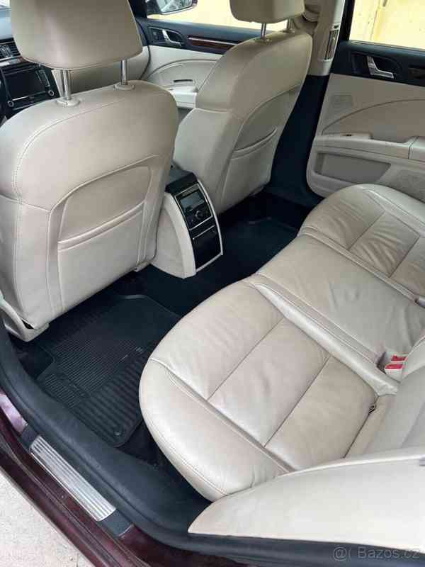 Škoda Superb 2,0   2 - foto 13