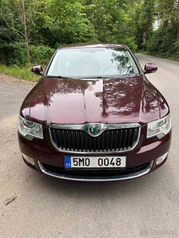 Škoda Superb 2,0   2 - foto 4
