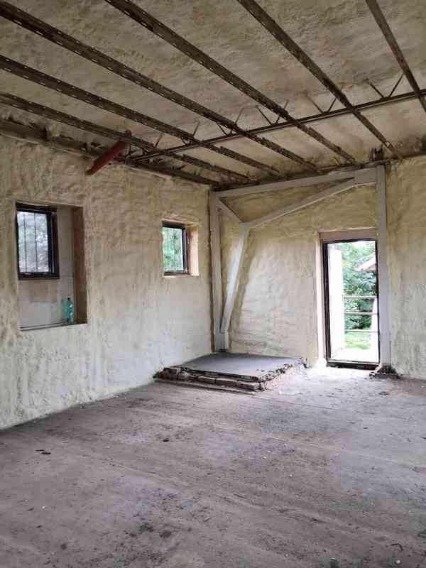 Zateplení stříkanou PUR pěnou - foto 2