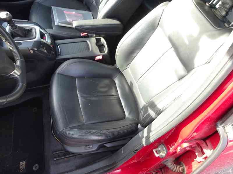 Peugeot 5008 1.6i r.v.2010 (115 kw) stk:4/2027 Koupeno ČR - foto 14