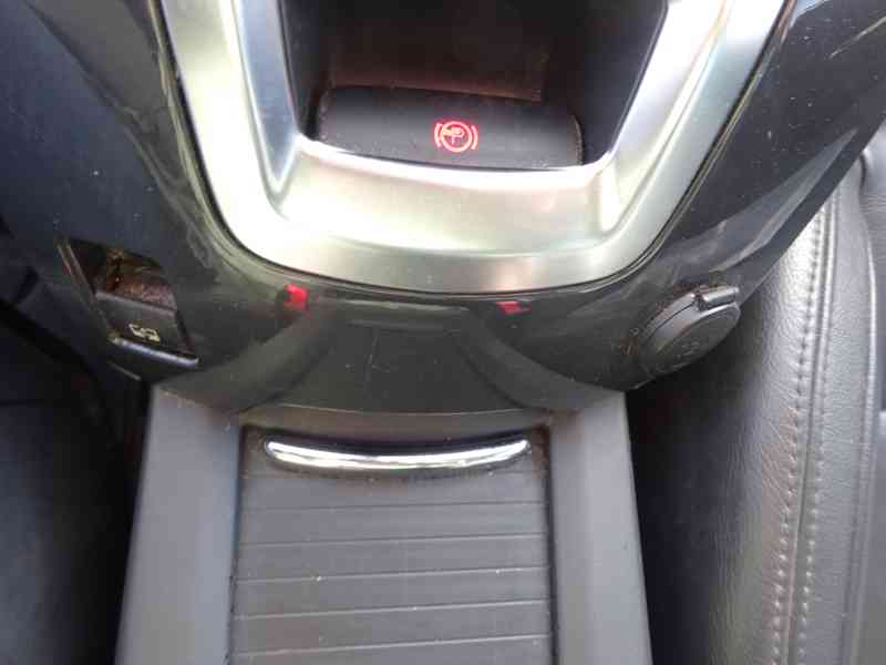 Peugeot 5008 1.6i r.v.2010 (115 kw) stk:4/2027 Koupeno ČR - foto 13