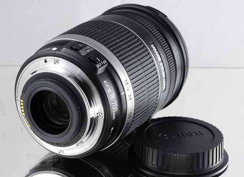 Canon EF-S 18-200mm f/4-5,6 IS **APS-C *UV* - foto 4