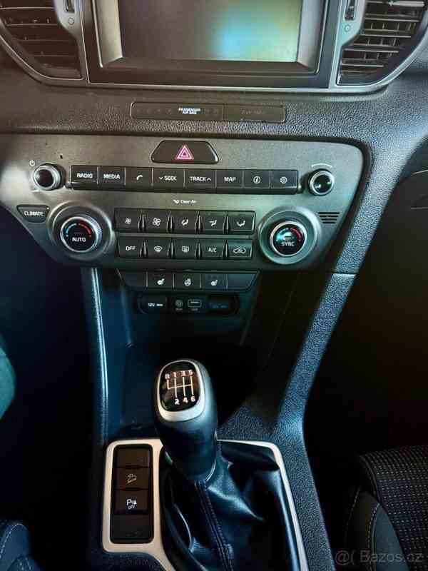 Kia Sportage 1,7 CRDI rok .2018 - foto 7