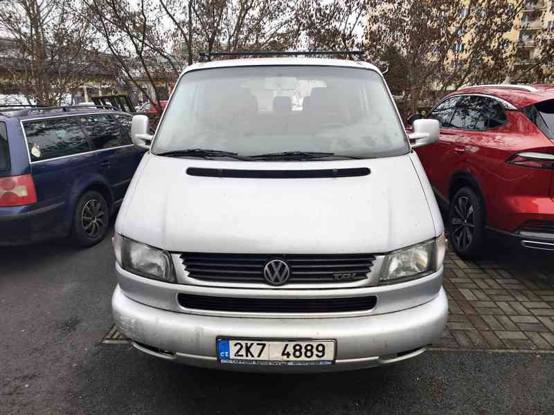 VW  CARAVELLE r.v.2003 - foto 14