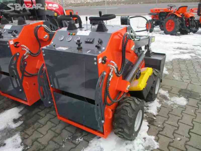 Mini kolový smykový nakladač YTO SK 480 L kolový - foto 2