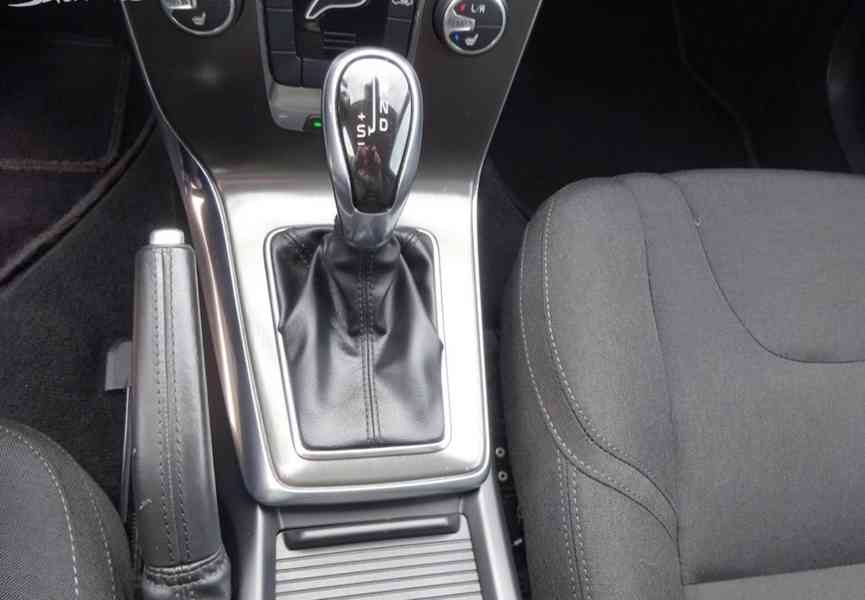 Volvo V40 1.6 D2 r.v.2013 (84 kw) - foto 12