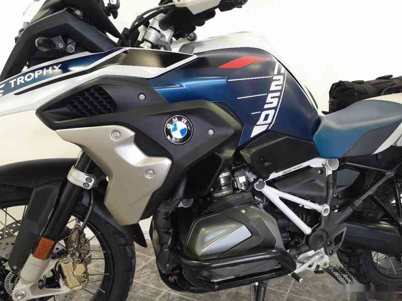 BMW R 1250 GS Trophy • Továrně snížený podvozek - foto 14