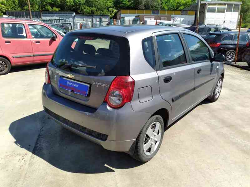 CHEVROLET AVEO 1.4 - ČR,KLIMA,130000 KM - foto 8