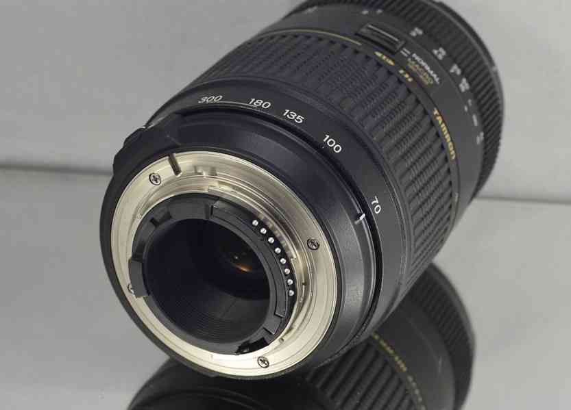 pro Nikon - Tamron AF 70-300mm F/4-5.6 Di LD Macro - foto 5