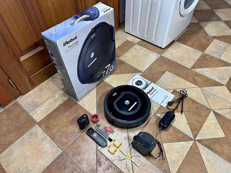  822 Vysavač robotický robot iROBOT ROOMBA  - foto 5