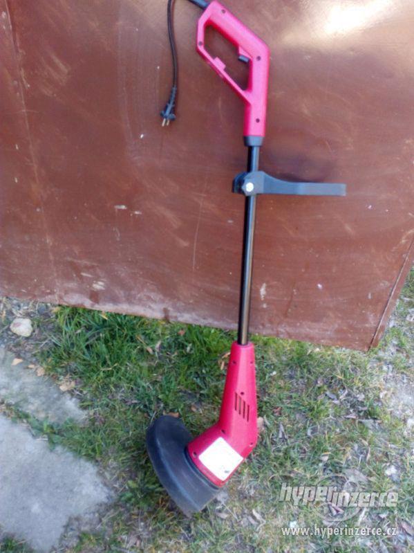 Prodám strunovou sekačku - foto 1