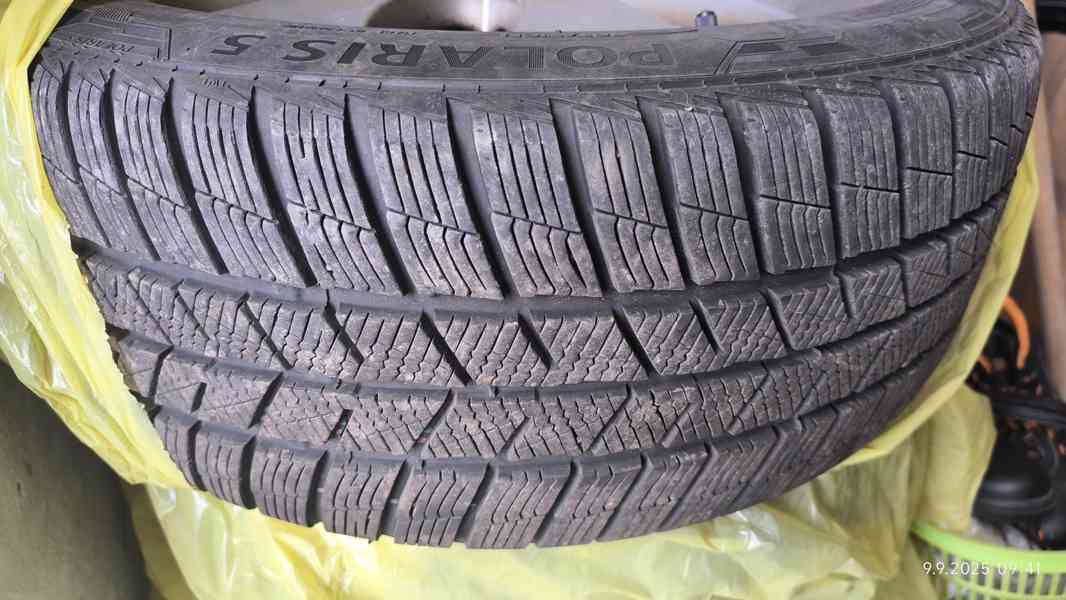 PRODÁM sadu ALU kola s pneu - 225/45 R17 - foto 3