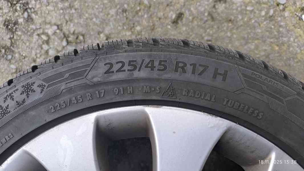 PRODÁM sadu ALU kola s pneu - 225/45 R17 - foto 6