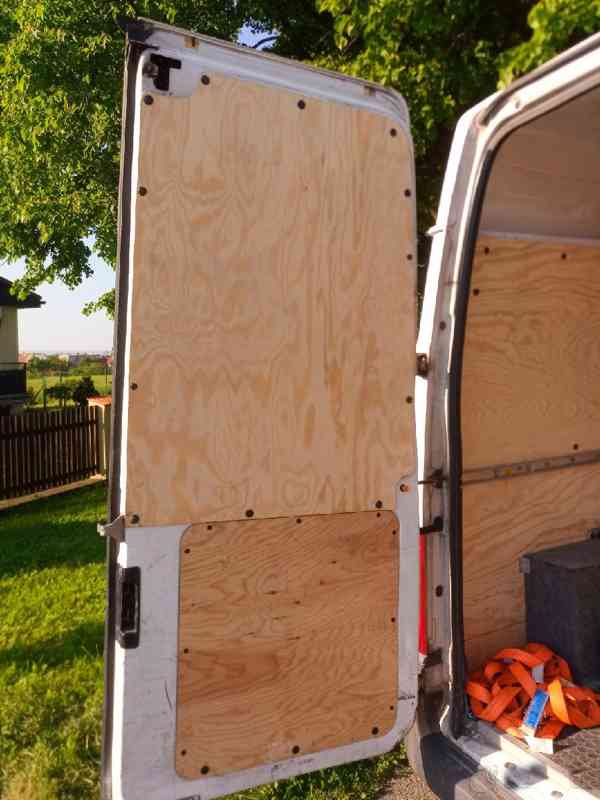 Obložení Nákladového prostoru Ford Transit MK6, MK7 - foto 3