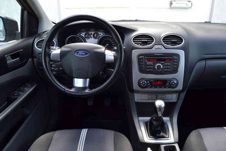 Ford Focus 1.6i 16V 74kW Viva kombi - foto 8