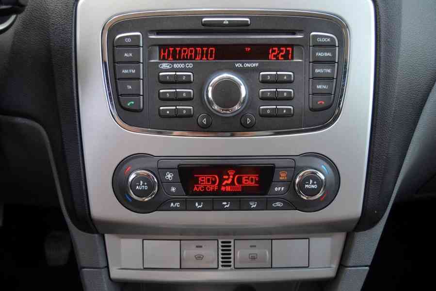 Ford Focus 1.6i 16V 74kW Viva kombi - foto 9