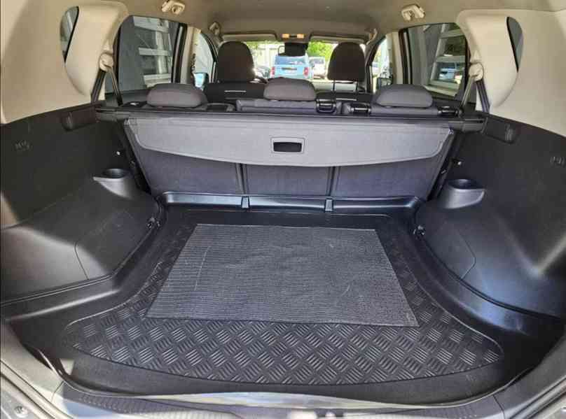Toyota Verso 1.8i Edition-S benzín 108kw - foto 10