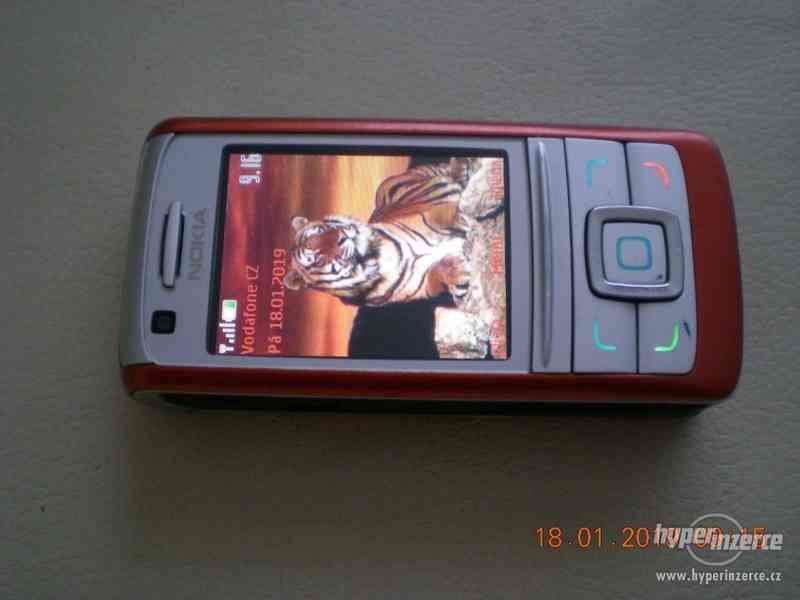 Nokia 6280 - "výsuvný" telefon z r.2005, funkční - foto 2
