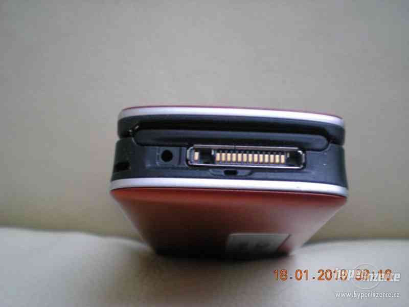 Nokia 6280 - "výsuvný" telefon z r.2005, funkční - foto 8
