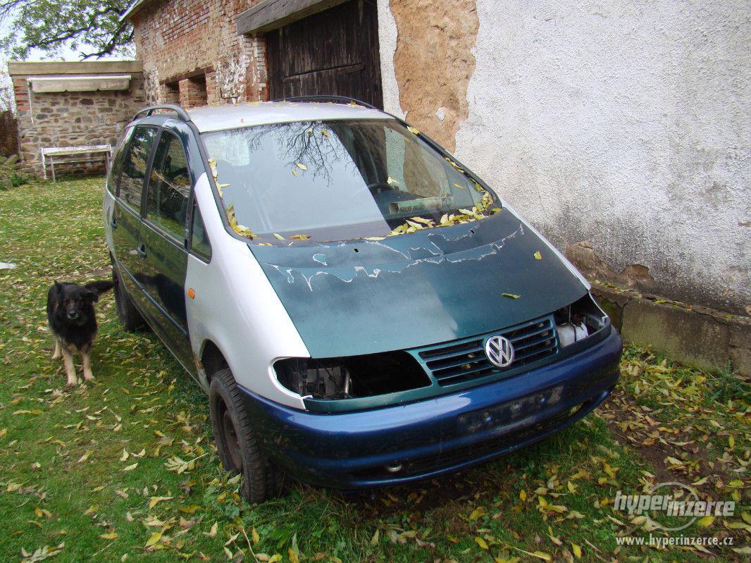 VW Sharan - foto 1