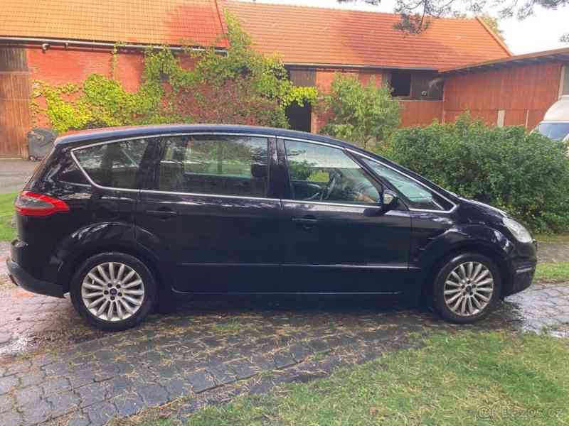 Ford S-MAX - foto 3
