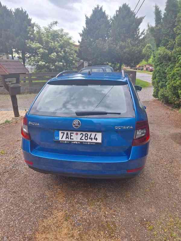 Škoda Octavia 1,6 - foto 4