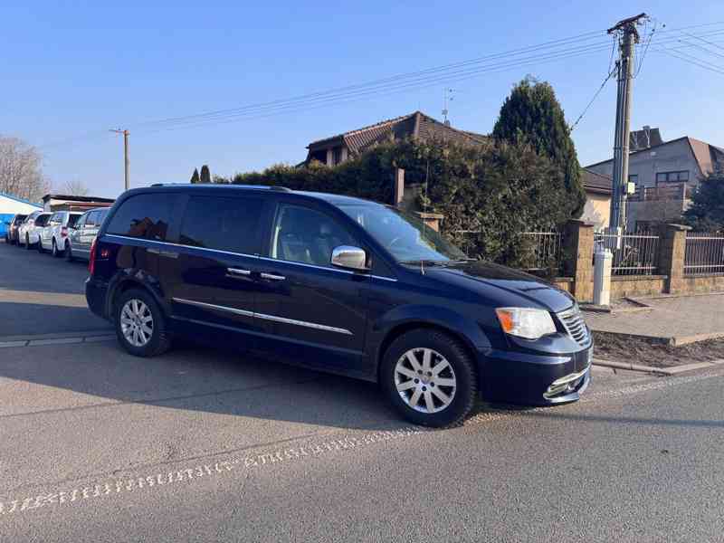 Chrysler Town Country 3,6 Limited 2x DVD CREW ÚHLY 2014 - foto 1