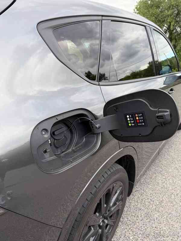 Mazda CX-60 2,5   e-SKYACTIV PHEV 241 kW 4×4 - foto 8