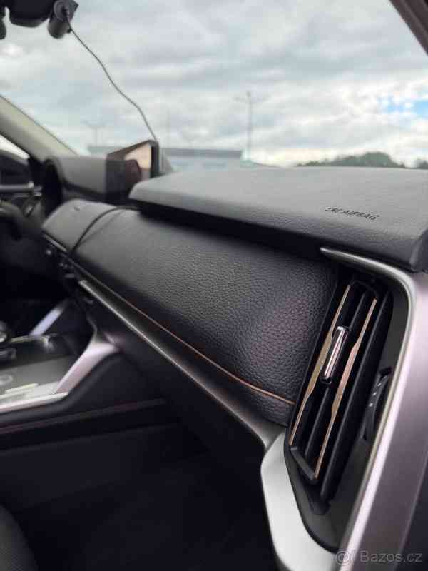 Mazda CX-60 2,5   e-SKYACTIV PHEV 241 kW 4×4 - foto 3