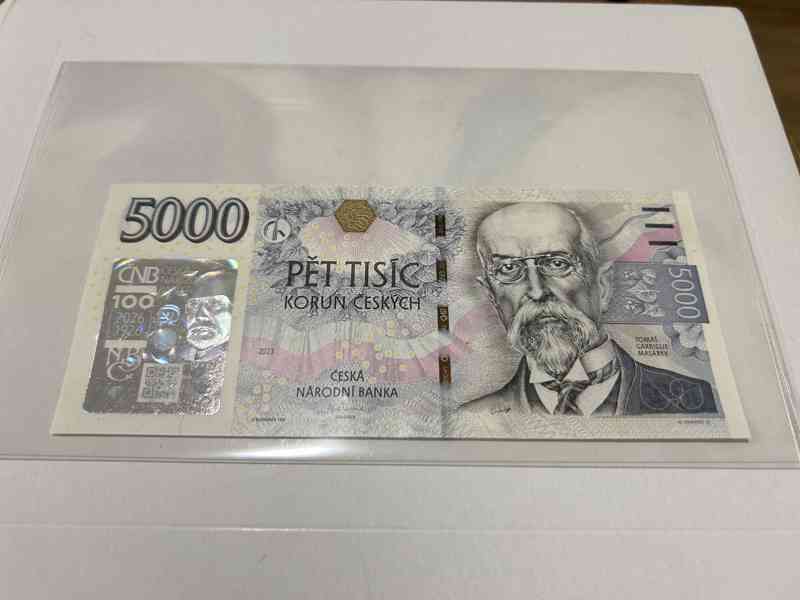 5000 Kč s hologramem přímo z ČNB - foto 2