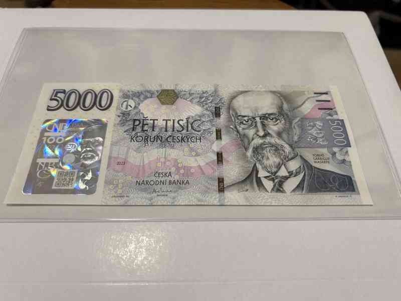 5000 Kč s hologramem přímo z ČNB - foto 18