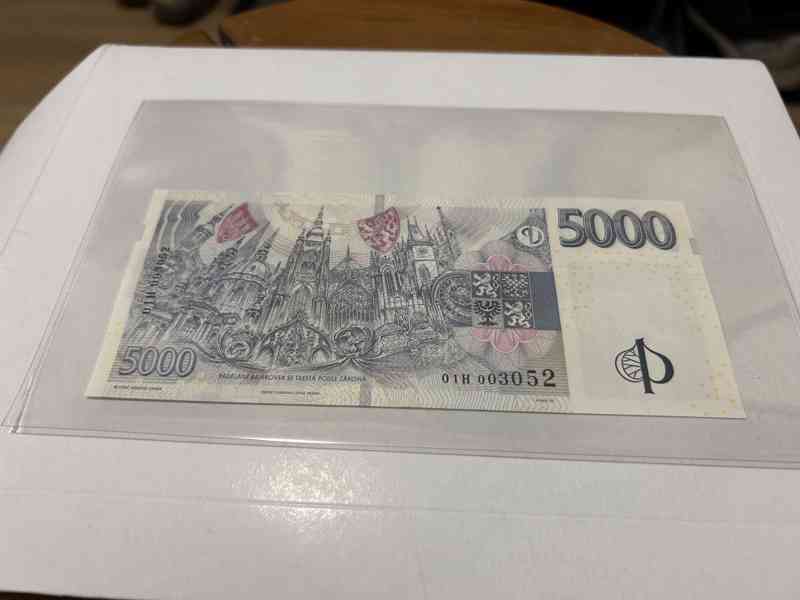 5000 Kč s hologramem přímo z ČNB - foto 9