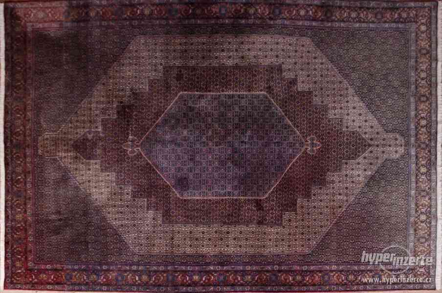 Ručně vázaný perský koberec Seneh 357 x 252 - foto 1