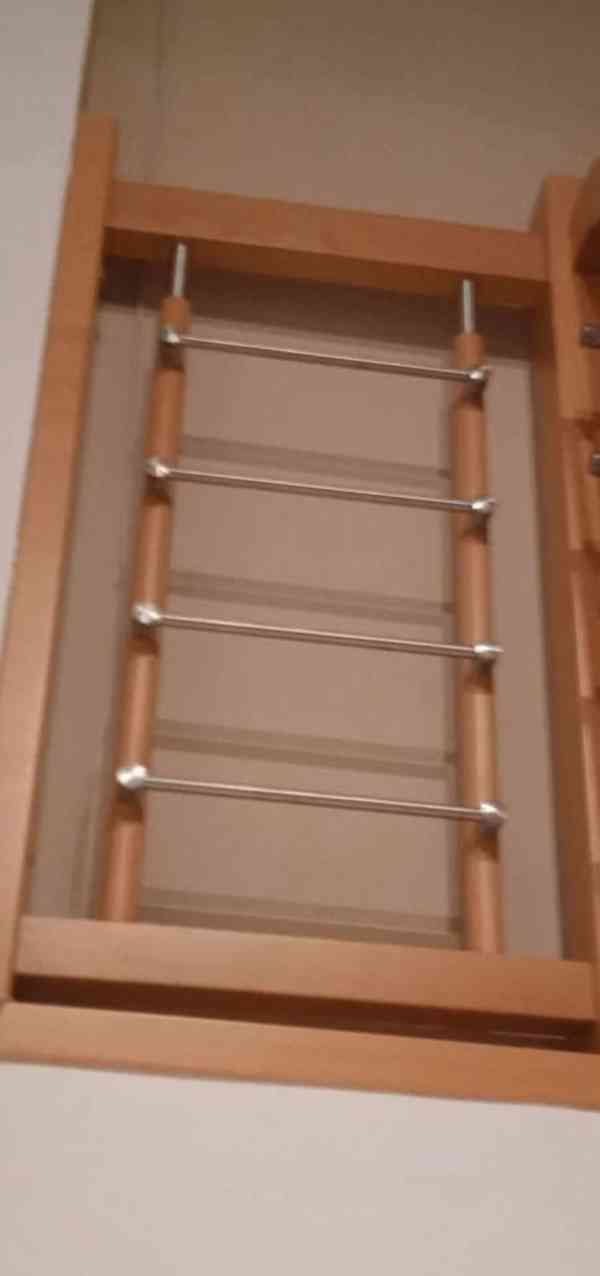 Samonosné dřevěné schodiště - foto 3