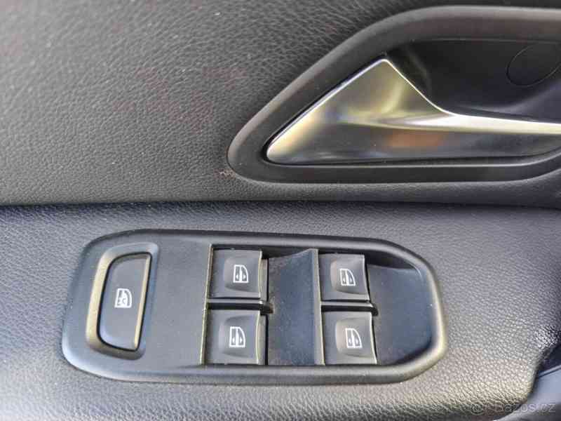 Dacia Duster 1,6   iSce 84k 4WD - foto 12