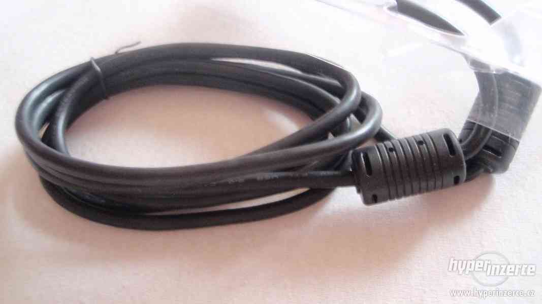 USB 2.0 datový propojovací a nabíjecí kabel A-MicroB, 1,8m - foto 3