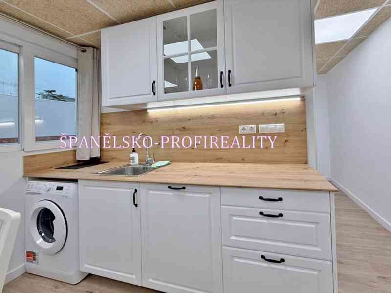Španělsko,Torrevieja,Playa del Cura 4kk  - foto 12