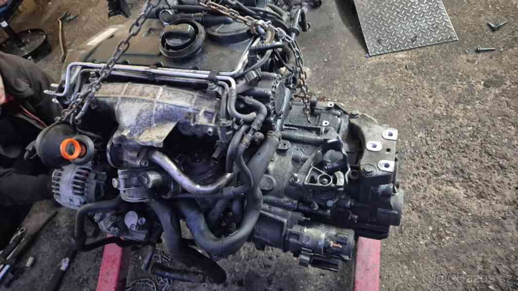Motor ze Seat Leon 2.0tdi, 103kw - foto 1