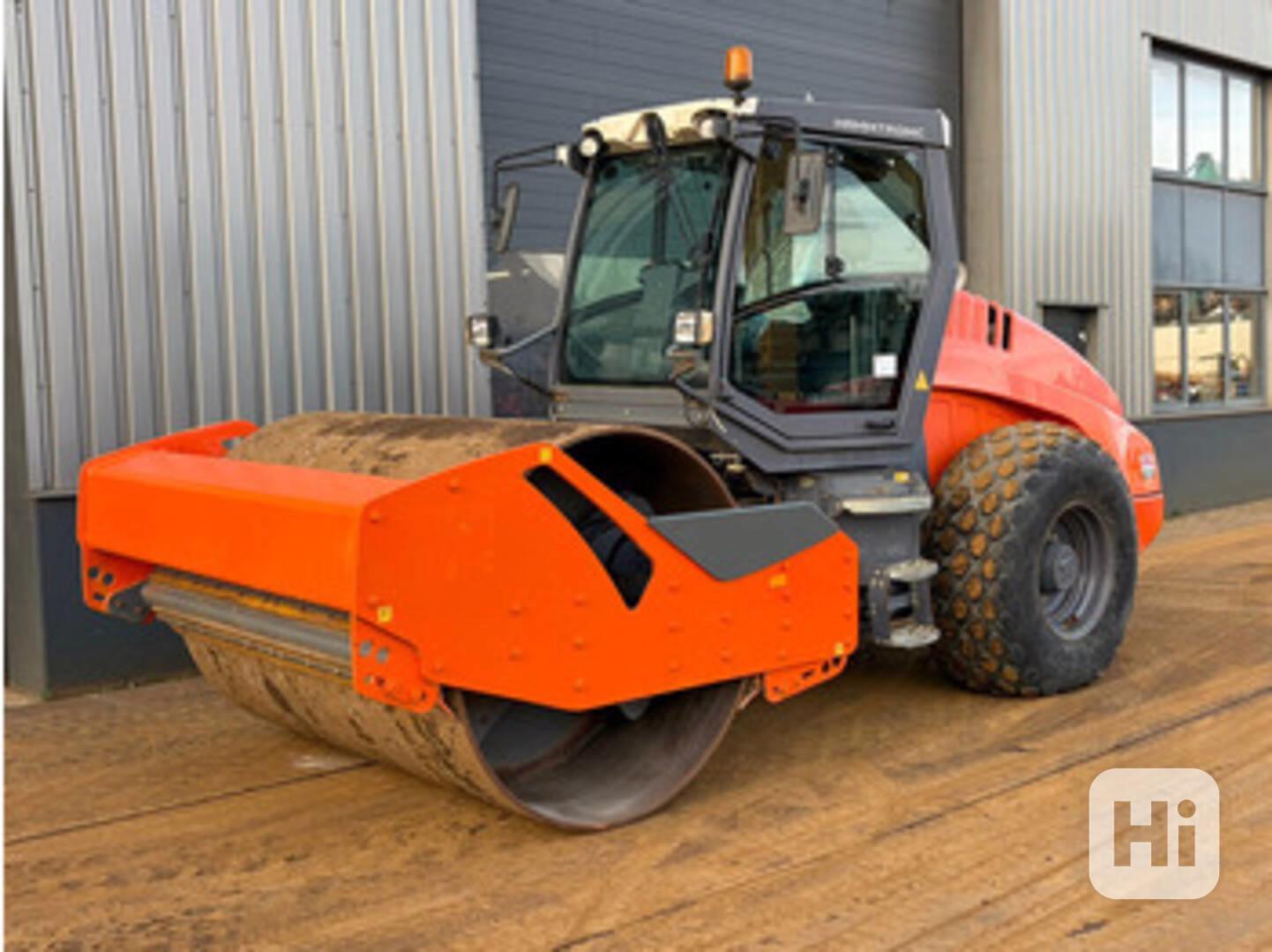 sklo okno okná na cestné valce HAMM, BOMAG, DYNAPAC, CAT.... - foto 1