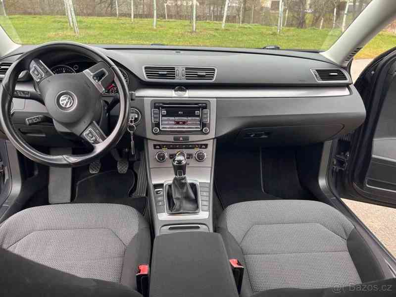 Volkswagen Passat 2,0   b7 - foto 3