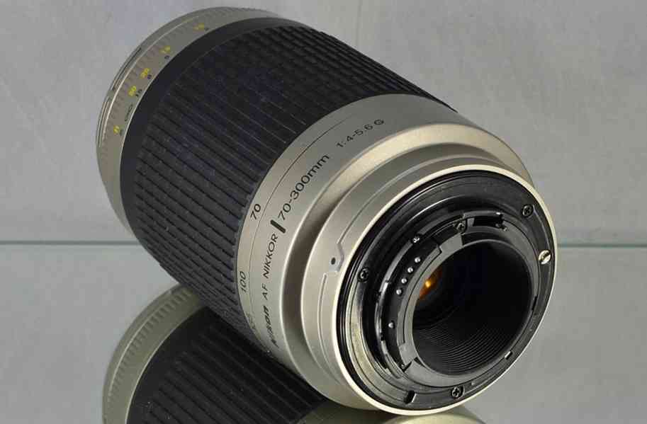 Nikon AF 70-300mm f/4-5,6 G *full-frame **B+W UV - foto 5