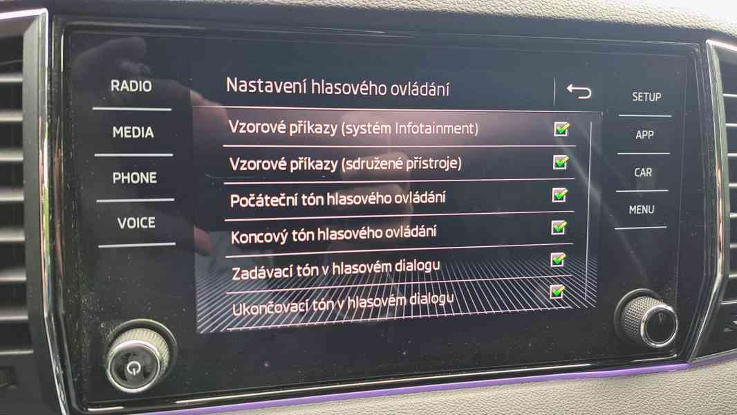 Škoda Karoq koupen v Čr 4/2020, Alu, tažné, rozvody, Cebia - foto 22