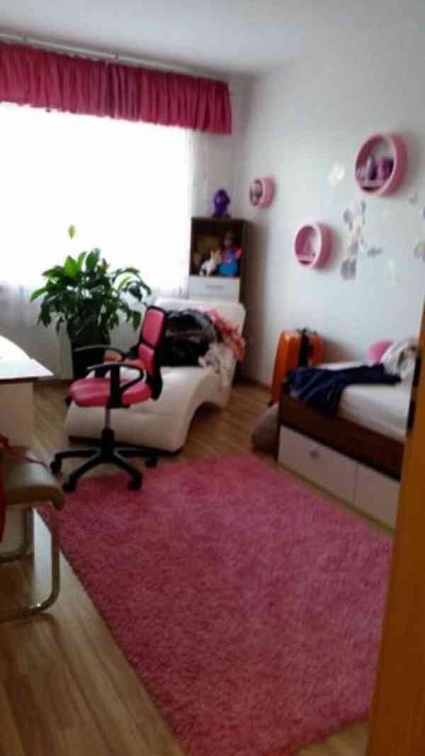 Byt 3+kk, 74 m2; Rajhrad, předzahrádka, garážové stání - foto 8