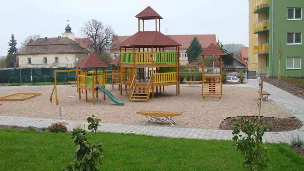 Byt 3+kk, 74 m2; Rajhrad, předzahrádka, garážové stání - foto 12